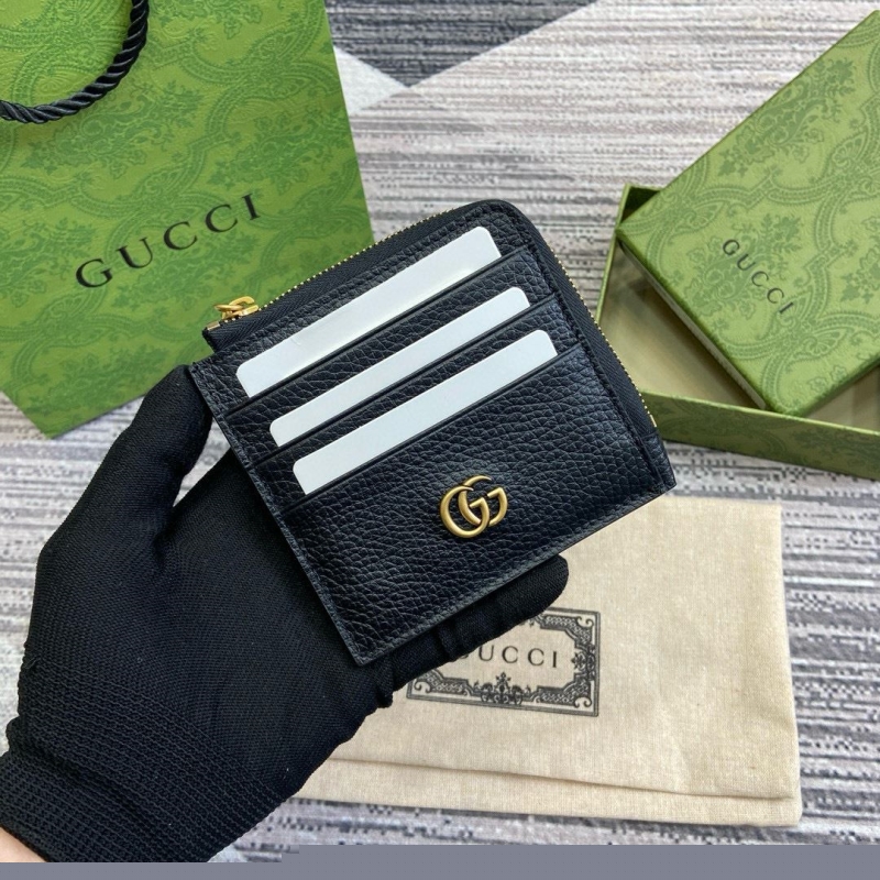 G*u*i wallets & purse